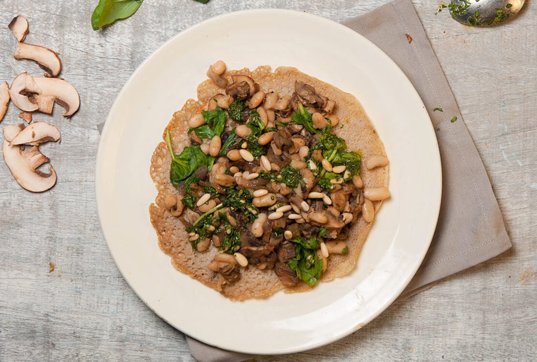 Healthy Vegan recipe Quinoa crepe with garlic mushrooms & spinach