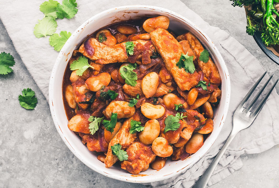 Healthy Pork recipe Pork barbecue beans & sweet potato fries